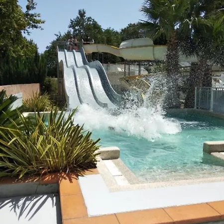 캠프장 Le Parc Des 7 Fonts
